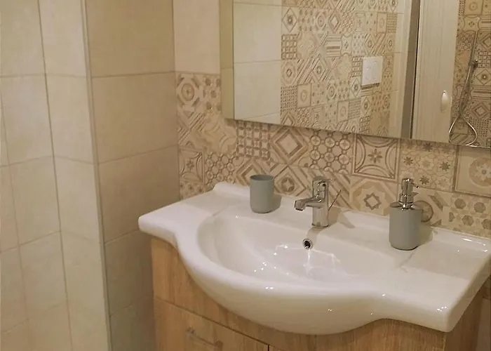 Avia 住宿加早餐酒店 *