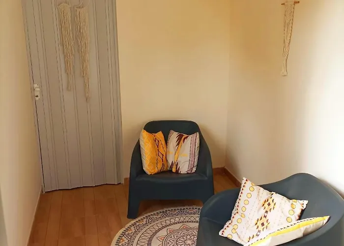 فندق مبيت وإفطار Avia *